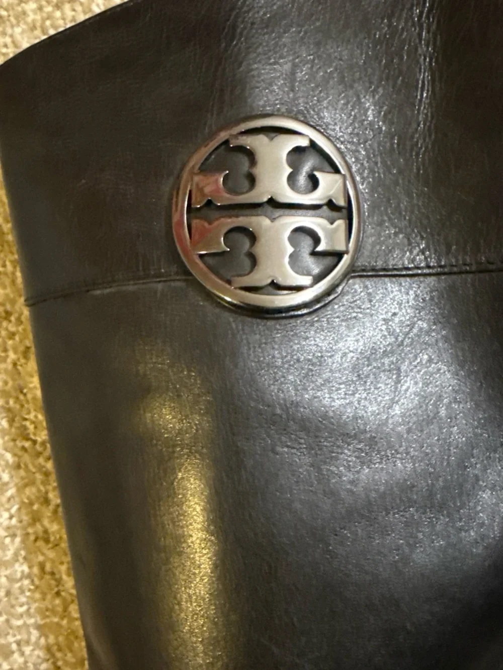 Tory Burch detail black